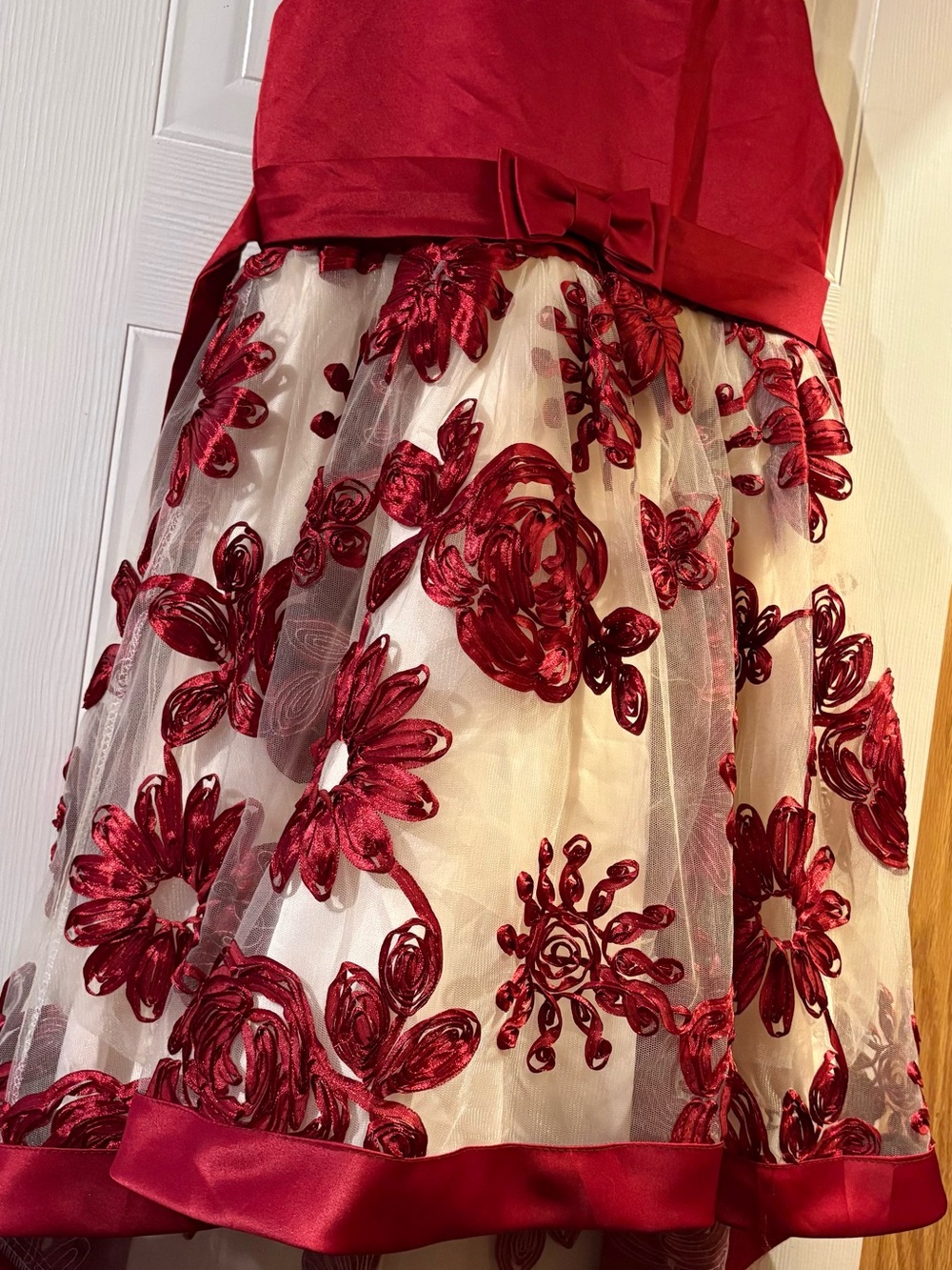 Girls' Red Floral Appliqué Party Dress
